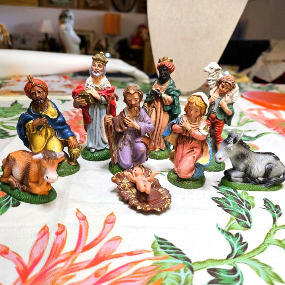Vintage Made in Italy Nativity